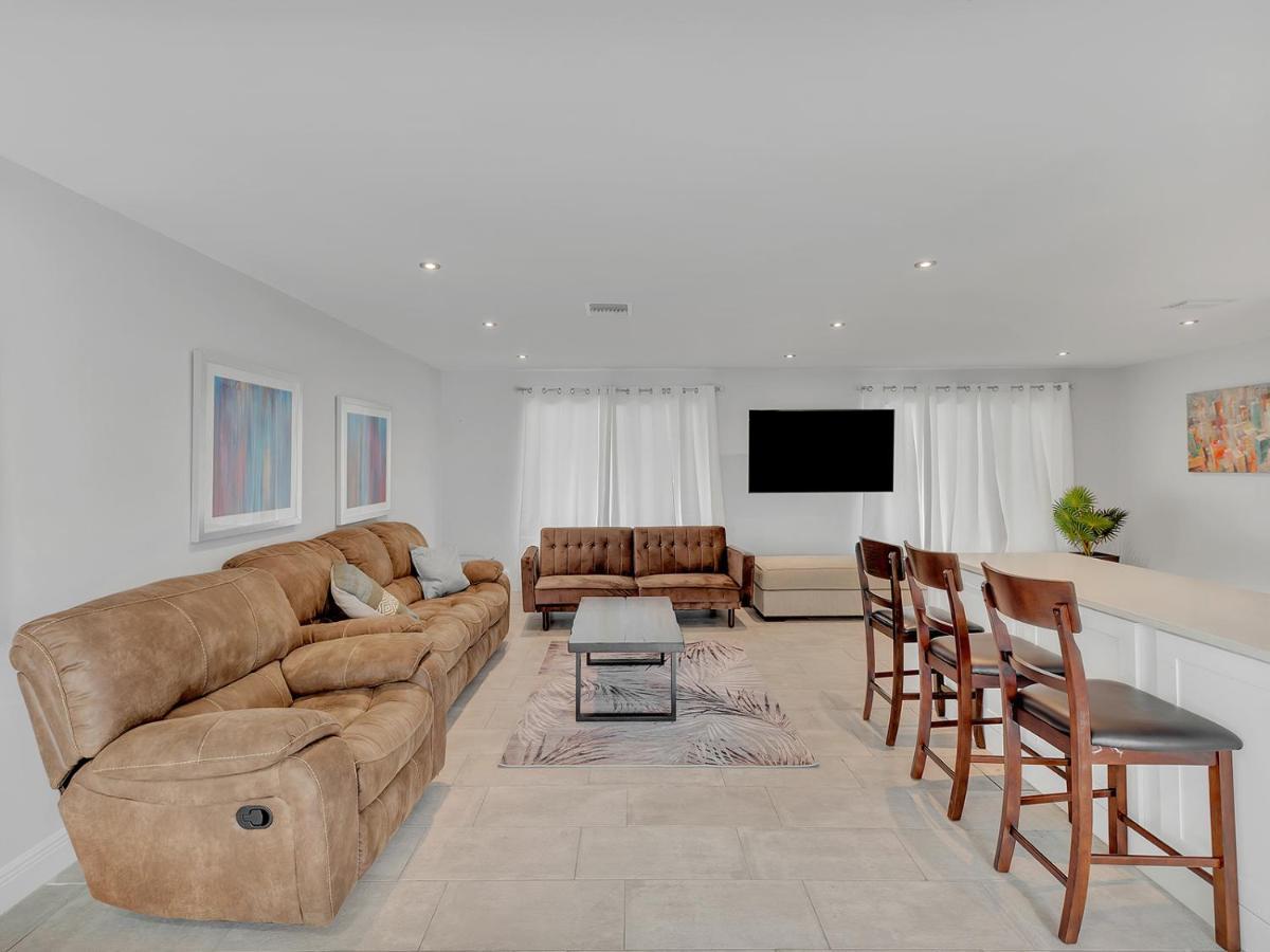 Supervilla - 3Br/2Ba - Pool - Walk To Beach Hollywood Exterior foto